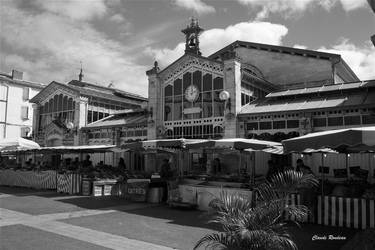 Les Apparts De Charly Duplex Cosy Au Marche Hyper Centre La Rochelle Tout A Pied エクステリア 写真